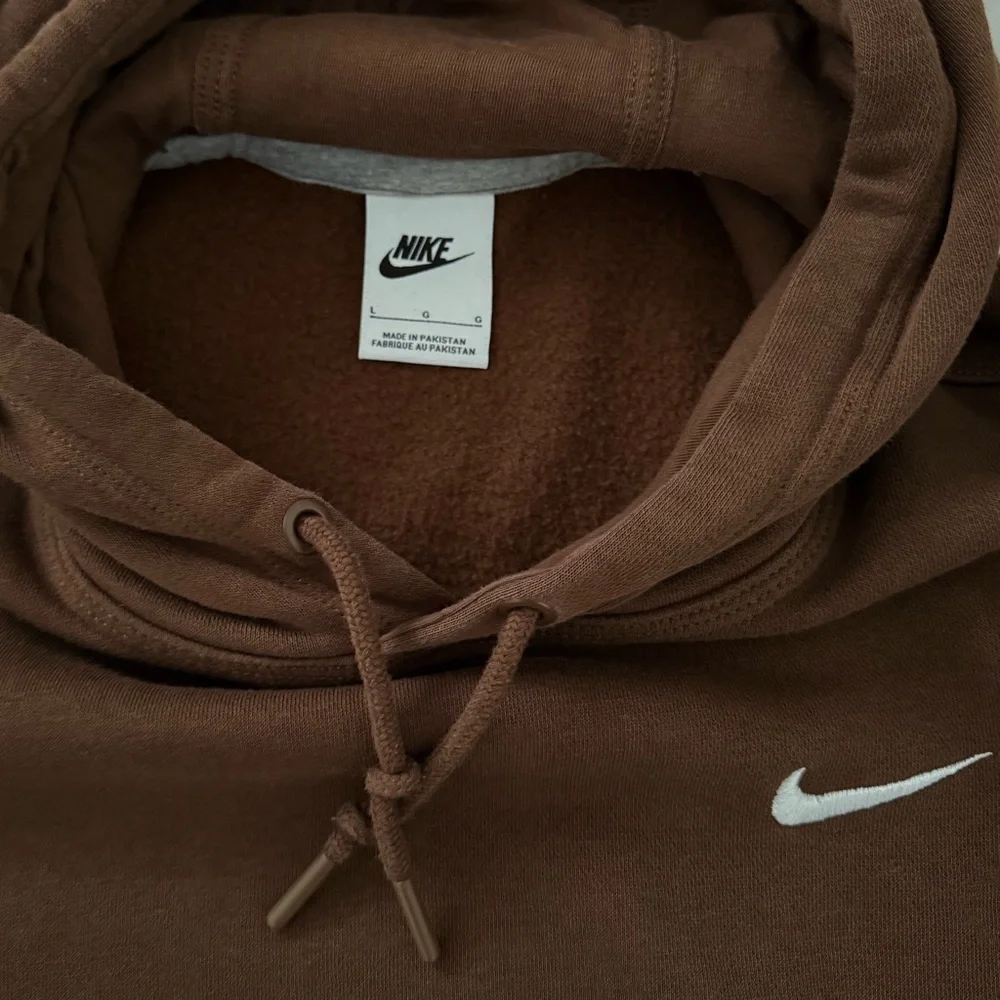 Nike Brown Pull over hoodie - Picture 3 of 4